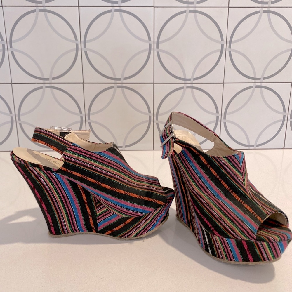 Fabulous Colorful Wedge